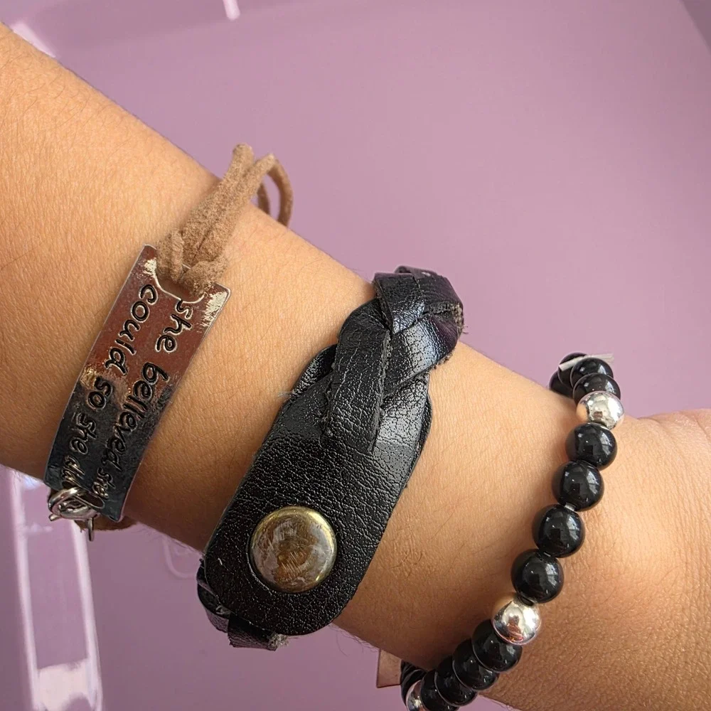 Victoria Jewels assorted bracelet